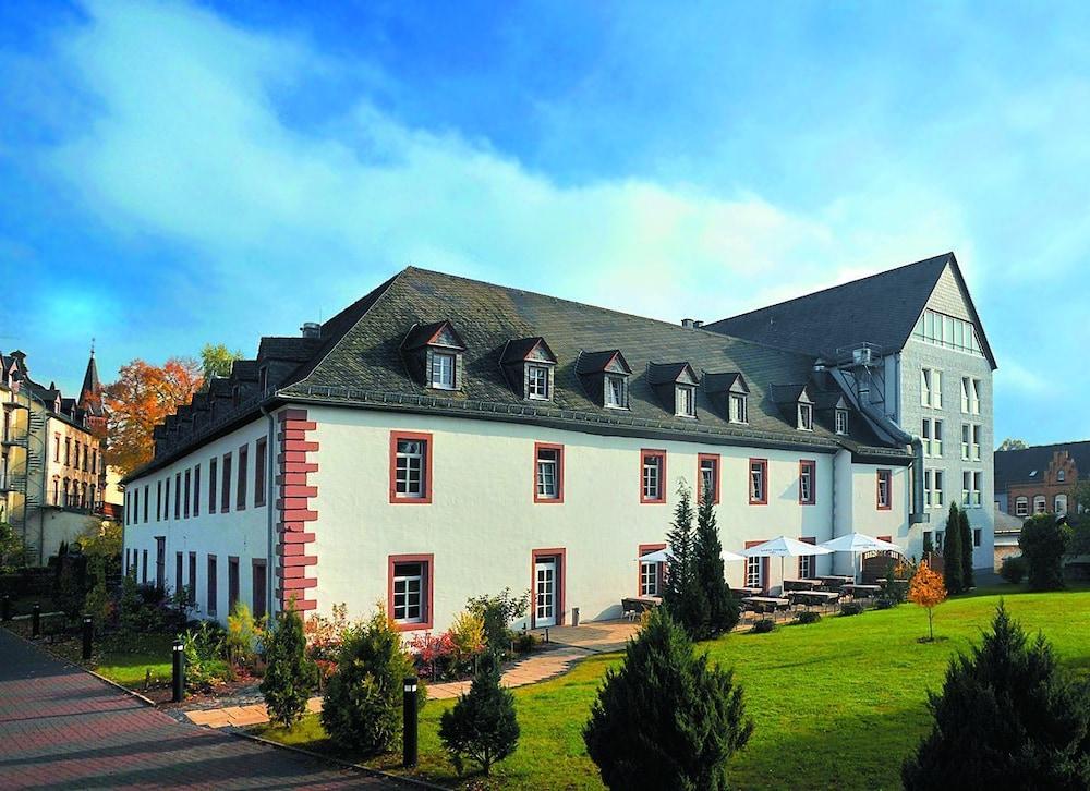 Augustiner Kloster Hotel 4*